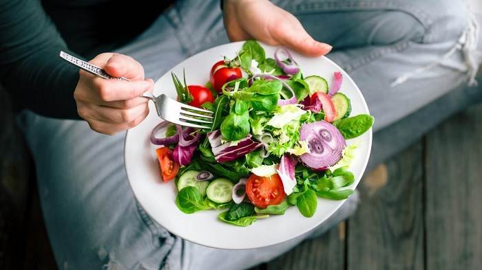 هر آنچه که باید در خصوص تغذیه بیماران سرطانی بدانید