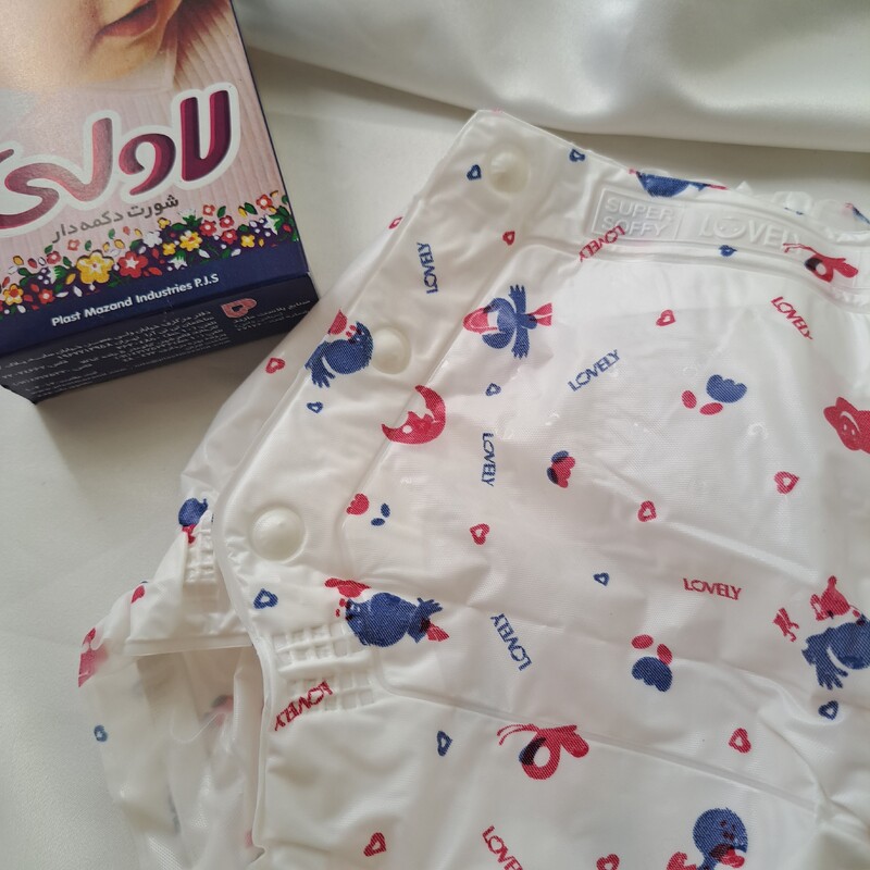 شورت دکمه دار لاولی